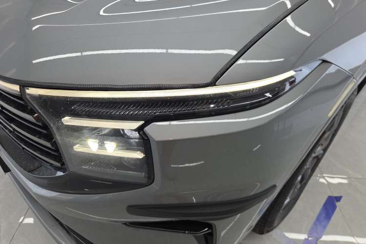 Used Ford Edge 2023 Edge L 2.0T EcoBoost E-Hybrid Four-Wheel Drive Seven-Seat Supreme Model Left Front Headlight