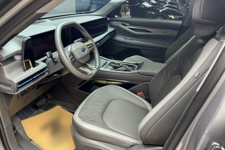 Used Ford Edge 2023 Ford Explorer L 2.0T EcoBoost Two-Wheel Drive 7-Seater Luxury Model Left Front Seat