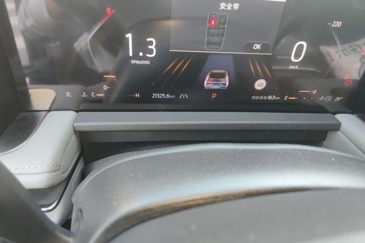 Used Ford Edge 2023 Ford Explorer L 2.0T EcoBoost Two-Wheel Drive 5-Seater Fashion Edition Odometer Close Up