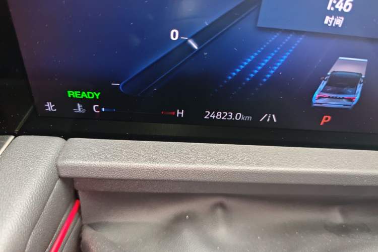 Used Ford Edge 2023 Ford Explorer L 2.0T EcoBoost E-Hybrid Four-Wheel Drive 7-Seater ST-Line Odometer Close Up