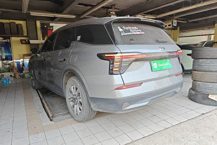 Used Ford Edge 2023 Ford Explorer L 2.0T EcoBoost Two-Wheel Drive 7-Seater Luxury Model Rear Left 45 Deg