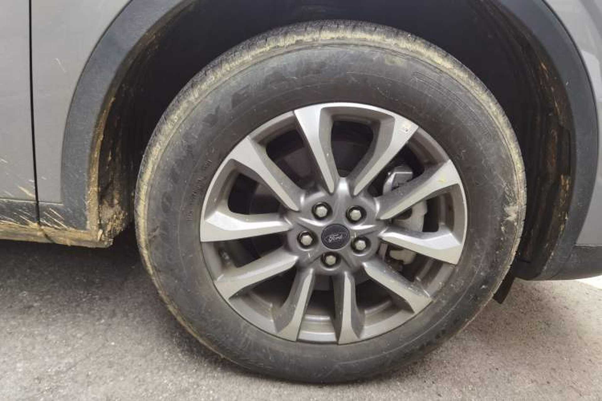 Used Ford Edge 2023 Ford Explorer L 2.0T EcoBoost Two-Wheel Drive 7-Seater Luxury Model Right Front Wheel Hub