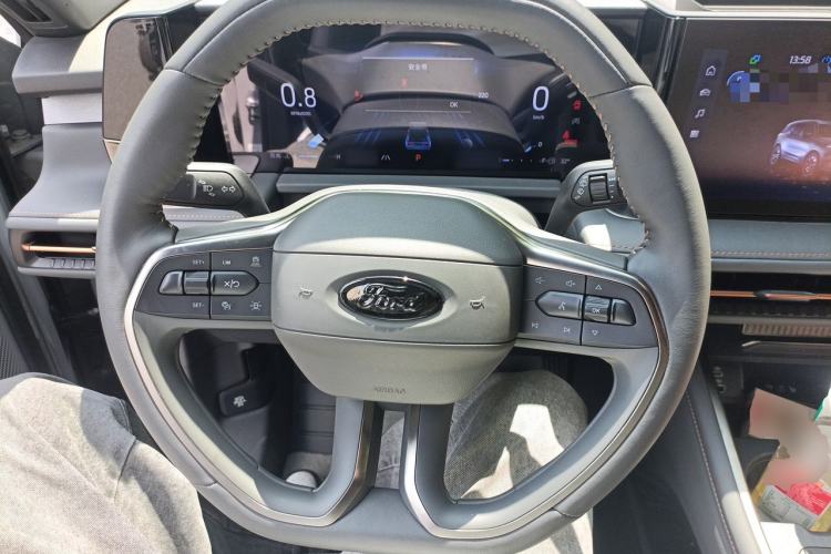 Used Ford Edge 2023 Ford Explorer L 2.0T EcoBoost Four-Wheel Drive 7-Seater Supreme Model Steering Wheel