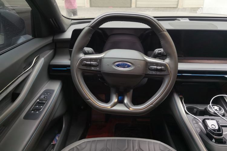 Used Ford Edge 2023 Ford Explorer L 2.0T EcoBoost Two-Wheel Drive 7-Seater Luxury Model Steering Wheel
