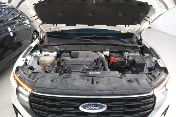 Used Ford Edge 2023 Ford Explorer L 2.0T EcoBoost Two-Wheel Drive 5-Seater Fashion Edition Engine Bay