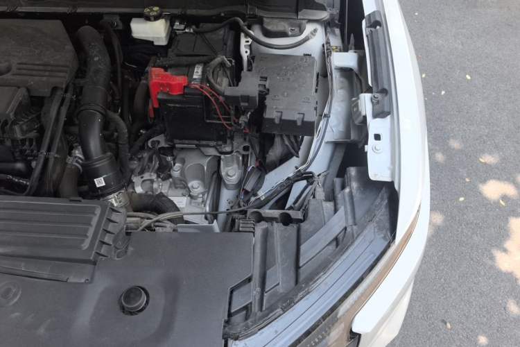 Used Ford Edge 2023 Ford Explorer L 2.0T EcoBoost Four-Wheel Drive 7-Seater Supreme Model Engine Bay Left