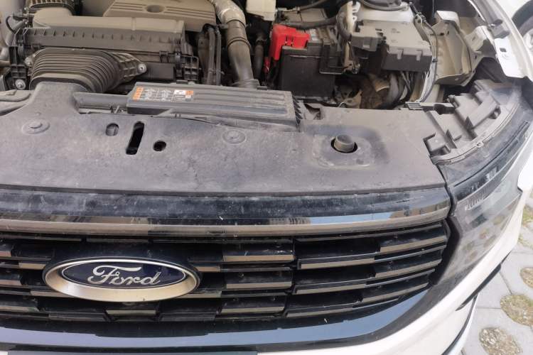 Used Ford Edge 2023 Ford Explorer L 2.0T EcoBoost Four-Wheel Drive 7-Seater Supreme Model Engine Bay Left