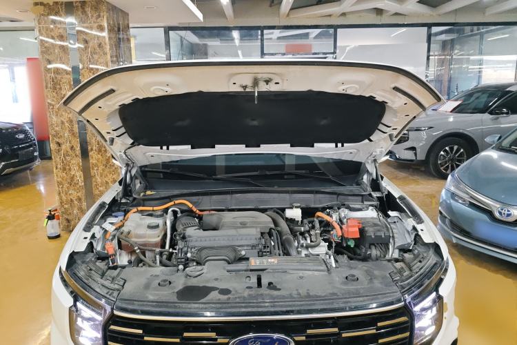 Used Ford Edge 2023 Ford Explorer L 2.0T EcoBoost E-Hybrid Two-Wheel Drive 7-Seater Luxury Model Engine Bay