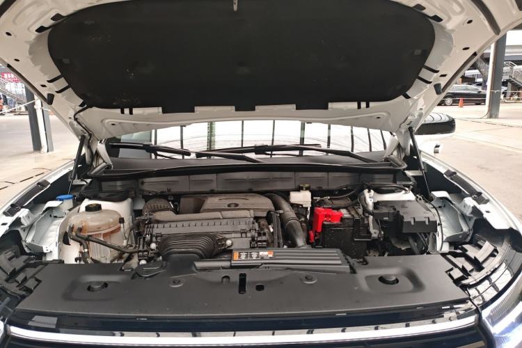 Used Ford Edge 2023 Ford Explorer L 2.0T EcoBoost Four-Wheel Drive 7-Seater Supreme Model Engine Bay