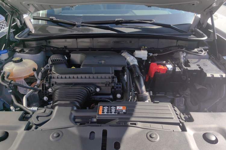 Used Ford Edge 2023 Ford Explorer L 2.0T EcoBoost Four-Wheel Drive 7-Seater Supreme Model Engine Bay