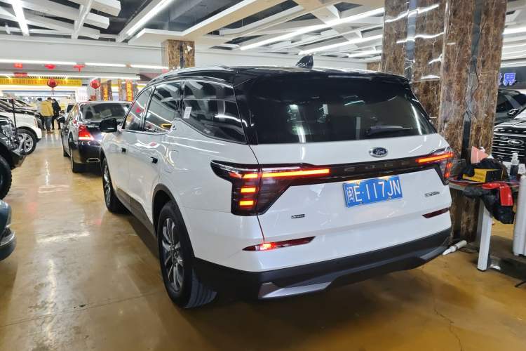 Used Ford Edge 2023 Ford Explorer L 2.0T EcoBoost E-Hybrid Two-Wheel Drive 7-Seater Luxury Model Exterior 3