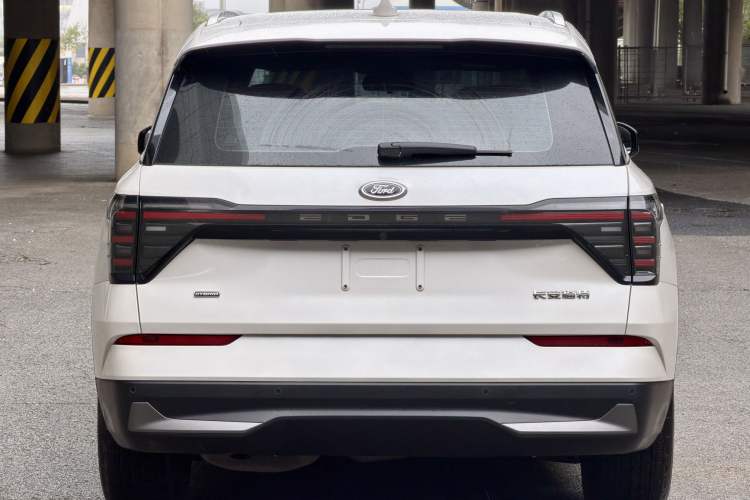 Used Ford Edge 2023 Ford Explorer L 2.0T EcoBoost E-Hybrid Two-Wheel Drive 7-Seater Luxury Model Exterior 6