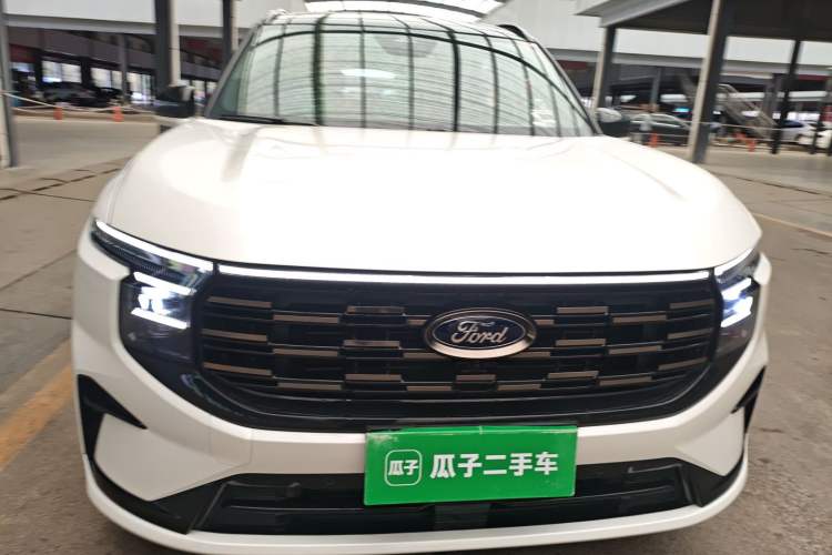 Used Ford Edge 2023 Ford Explorer L 2.0T EcoBoost Four-Wheel Drive 7-Seater Supreme Model Front