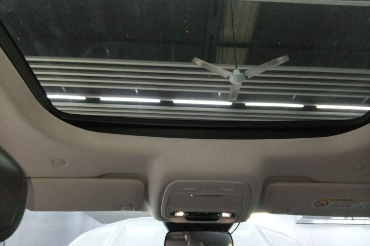Used Ford Edge 2023 Ford Explorer L 2.0T EcoBoost Two-Wheel Drive 5-Seater Fashion Edition Headliner