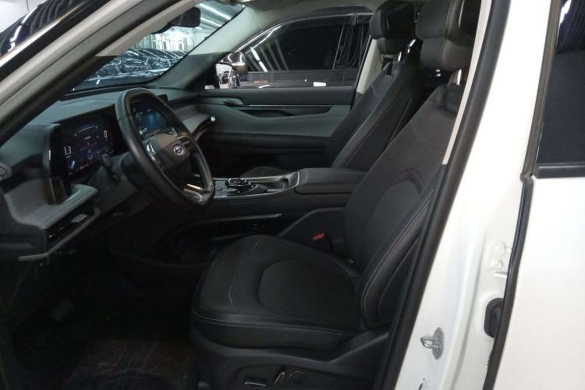 Used Ford Edge 2023 Ford Explorer L 2.0T EcoBoost Two-Wheel Drive 5-Seater Fashion Edition Left Front Seat