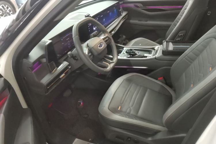 Used Ford Edge 2023 Edge L 2.0T EcoBoost E-Hybrid Four-Wheel Drive Seven-Seat Supreme Model Left Front Seat