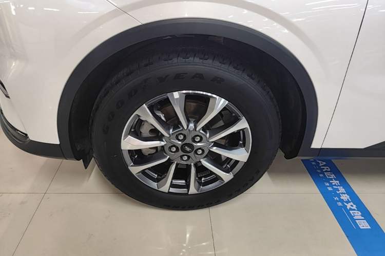 Used Ford Edge 2023 Ford Explorer L 2.0T EcoBoost Two-Wheel Drive 7-Seater Luxury Model Left Front Wheel Hub