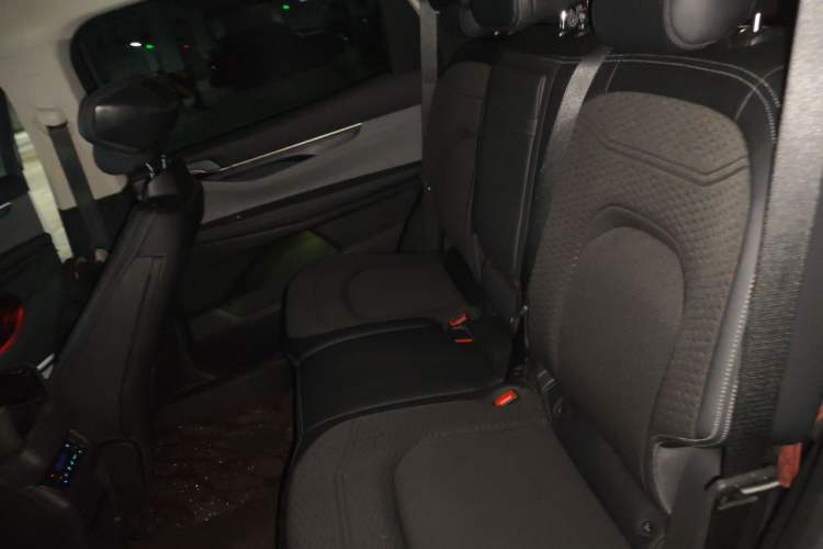 Used Ford Edge 2023 Ford Explorer L 2.0T EcoBoost Two-Wheel Drive 5-Seater Fashion Edition Left Rear Seat
