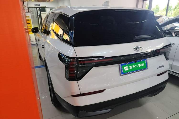 Used Ford Edge 2023 Ford Explorer L 2.0T EcoBoost Two-Wheel Drive 7-Seater Luxury Model Rear Left 45 Deg