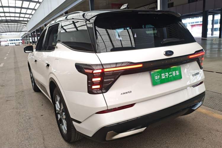 Used Ford Edge 2023 Ford Explorer L 2.0T EcoBoost Four-Wheel Drive 7-Seater Supreme Model Rear Left 45 Deg