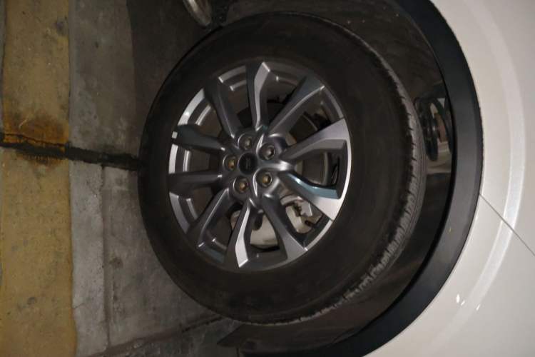 Used Ford Edge 2023 Ford Explorer L 2.0T EcoBoost Two-Wheel Drive 5-Seater Fashion Edition Right Front Wheel Hub