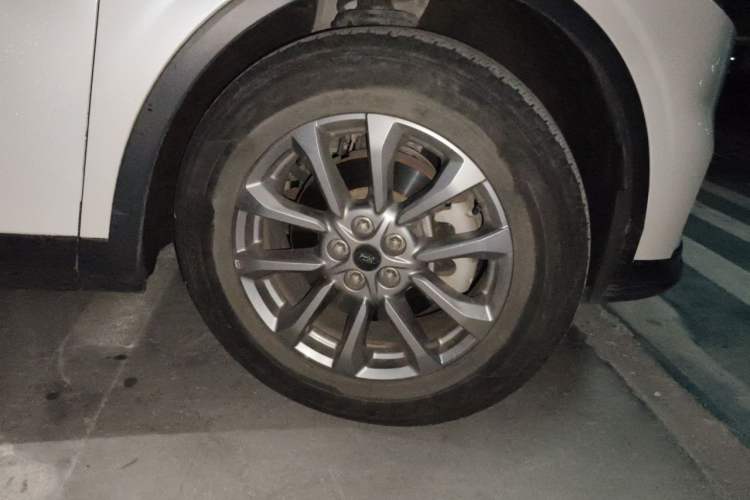 Used Ford Edge 2023 Ford Explorer L 2.0T EcoBoost Two-Wheel Drive 5-Seater Fashion Edition Right Front Wheel Hub