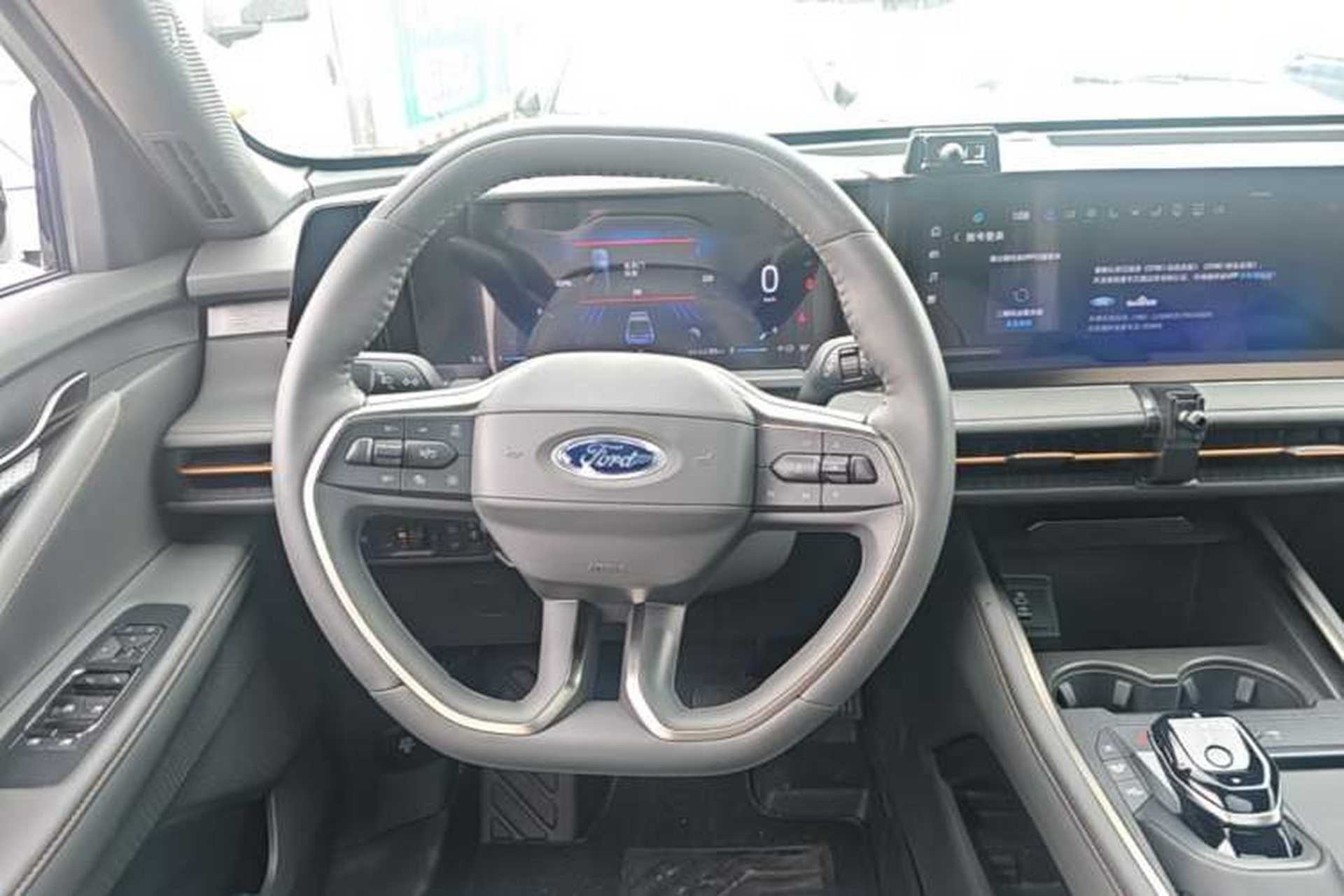 Used Ford Edge 2023 Edge L 2.0T EcoBoost E-Hybrid Four-Wheel Drive Seven-Seat Supreme Model Steering Wheel