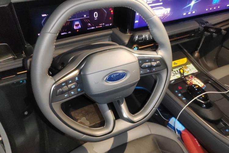 Used Ford Edge 2023 Edge L 2.0T EcoBoost E-Hybrid Four-Wheel Drive Seven-Seat Supreme Model Steering Wheel
