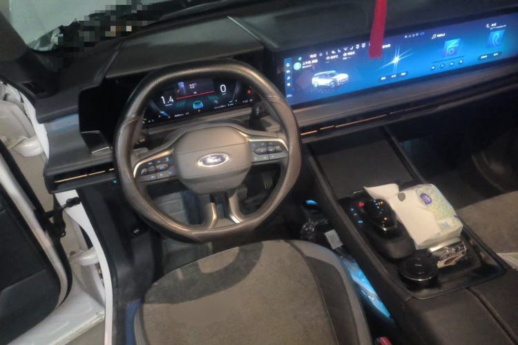 Used Ford Edge 2023 Ford Explorer L 2.0T EcoBoost Four-Wheel Drive 7-Seater Supreme Model Steering Wheel