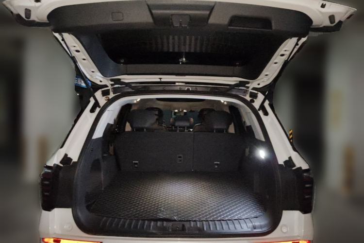 Used Ford Edge 2023 Ford Explorer L 2.0T EcoBoost Two-Wheel Drive 5-Seater Fashion Edition Trunk