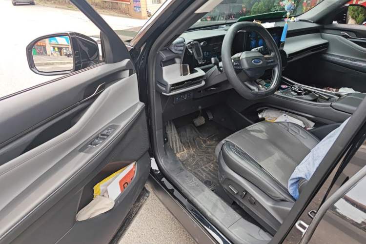 Used Ford Edge 2024 Ford Explorer L 2.0T EcoBoost Four-Wheel Drive 7-Seater Fashion Edition Driver Seat