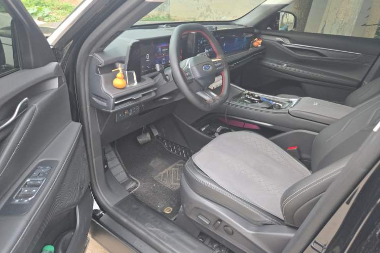 Used Ford Edge 2024 Ford Explorer L 2.0T EcoBoost Two-Wheel Drive 7-Seater Fashion Edition Driver Seat
