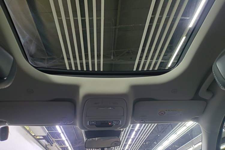 Used Ford Edge 2024 Ford Explorer L 2.0T EcoBoost Four-Wheel Drive 7-Seater Fashion Edition Headliner