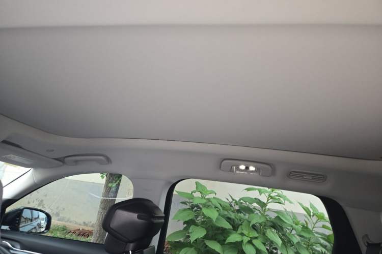 Used Ford Edge 2024 Ford Explorer L 2.0T EcoBoost Two-Wheel Drive 7-Seater Fashion Edition Headliner