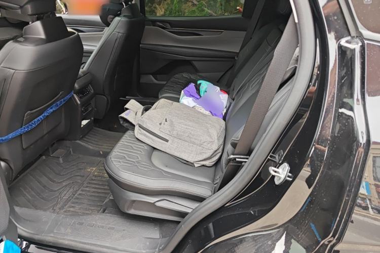 Used Ford Edge 2024 Ford Explorer L 2.0T EcoBoost Four-Wheel Drive 7-Seater Fashion Edition Left Rear Seat
