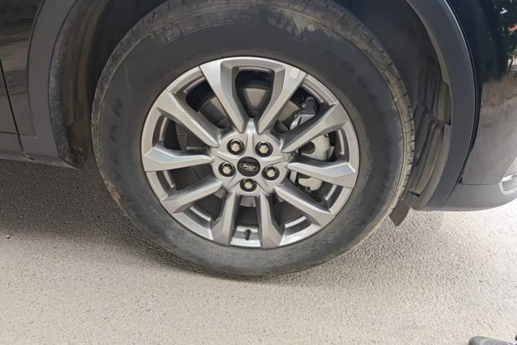 Used Ford Edge 2024 Ford Explorer L 2.0T EcoBoost Four-Wheel Drive 7-Seater Fashion Edition Right Front Wheel Hub