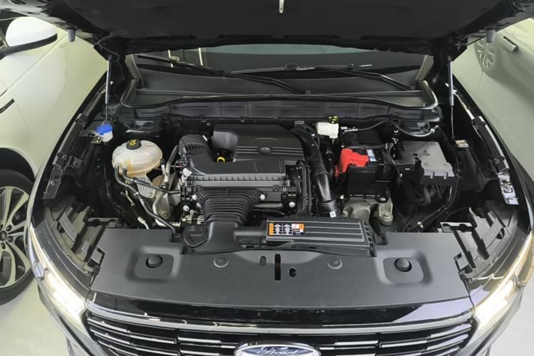 Used Ford Edge 2025 Ford Explorer L 2.0T EcoBoost Four-Wheel Drive 7-Seater Supreme Model Engine Bay