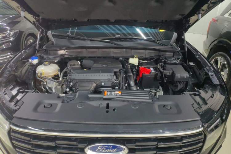 Used Ford Edge 2025 Ford Explorer L 2.0T EcoBoost Two-Wheel Drive 7-Seater Fashion Edition Engine Bay