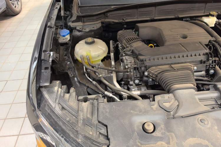 Used Ford Edge 2025 Ford Explorer L 2.0T EcoBoost Four-Wheel Drive 7-Seater Supreme Model Engine Bay Right