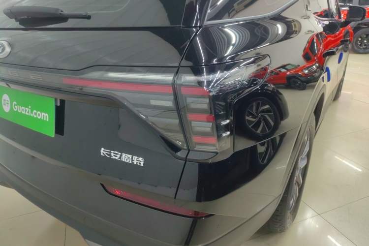 Used Ford Edge 2025 Ford Explorer L 2.0T EcoBoost Two-Wheel Drive 7-Seater Fashion Edition Exterior 3