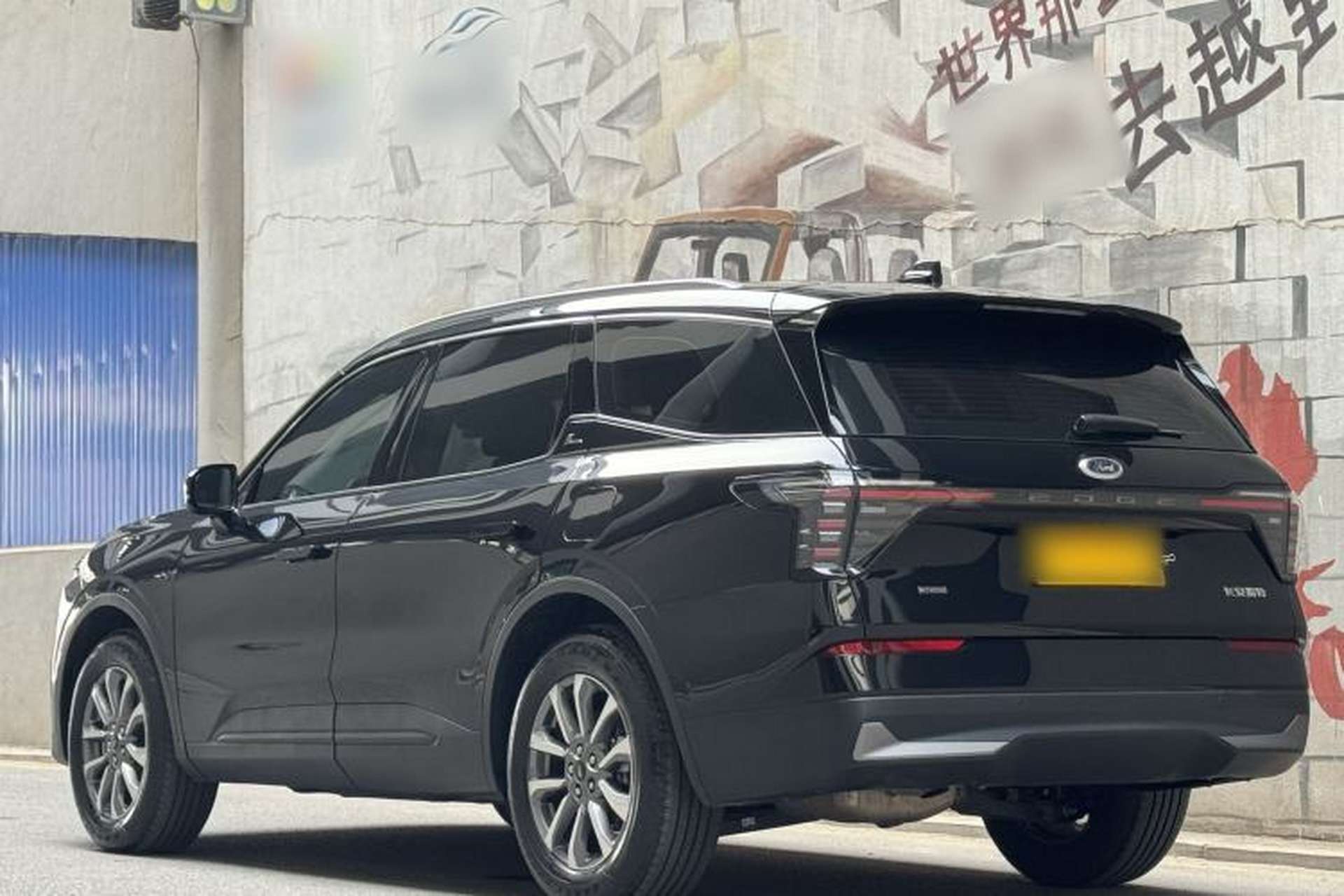 Used Ford Edge 2025 Ford Explorer L 2.0T EcoBoost E-Hybrid Two-Wheel Drive 7-Seater Luxury Model Exterior 3