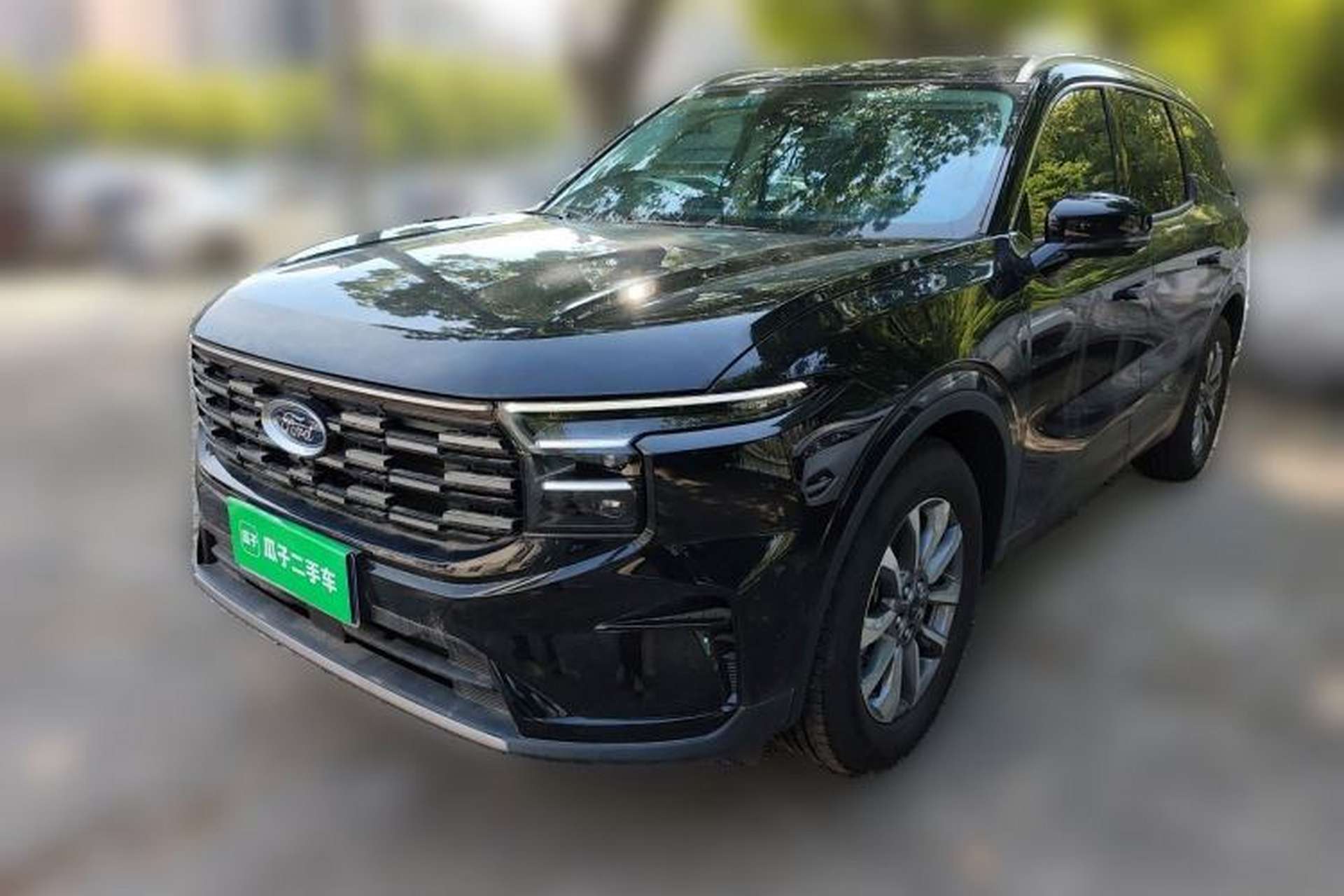 Used Ford Edge 2025 Ford Explorer L 2.0T EcoBoost E-Hybrid Two-Wheel Drive 7-Seater Luxury Model Front Left 45 Deg