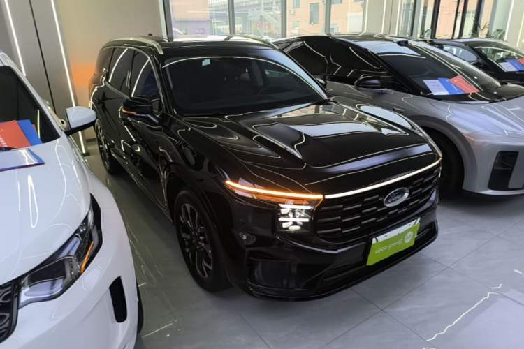 Used Ford Edge 2025 Ford Explorer L 2.0T EcoBoost Four-Wheel Drive 7-Seater Supreme Model Front Right 45 Deg
