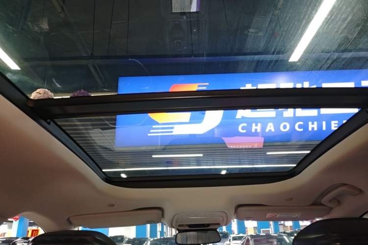 Used Ford Edge 2025 Escape L 2.0T EcoBoost Two-Wheel Drive 7-Seater Luxury Model Headliner