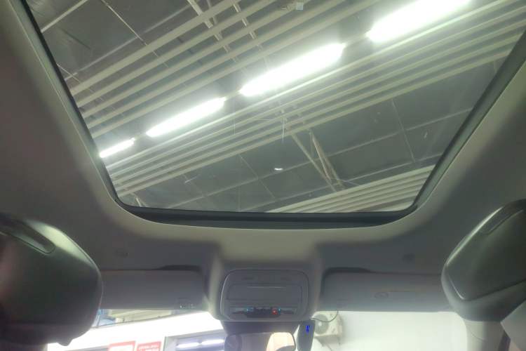 Used Ford Edge 2025 Ford Explorer L 2.0T EcoBoost Two-Wheel Drive 7-Seater Fashion Edition Headliner