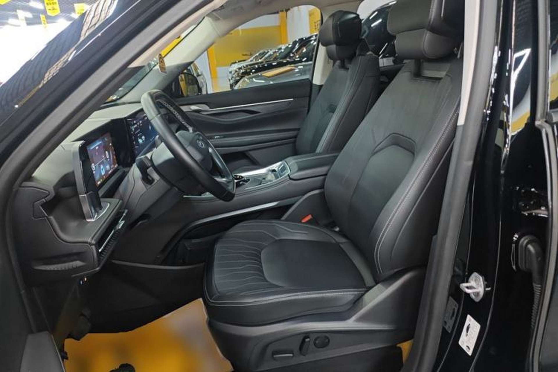 Used Ford Edge 2025 Escape L 2.0T EcoBoost Two-Wheel Drive 7-Seater Luxury Model Left Front Seat