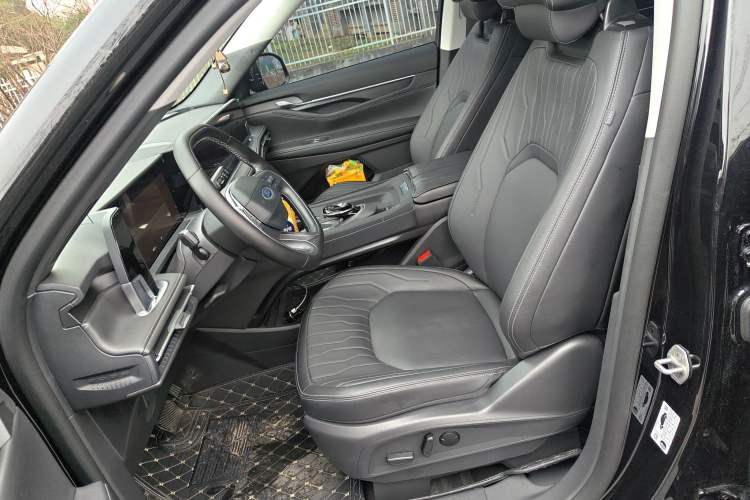 Used Ford Edge 2025 Escape L 2.0T EcoBoost Two-Wheel Drive 7-Seater Luxury Model Left Front Seat