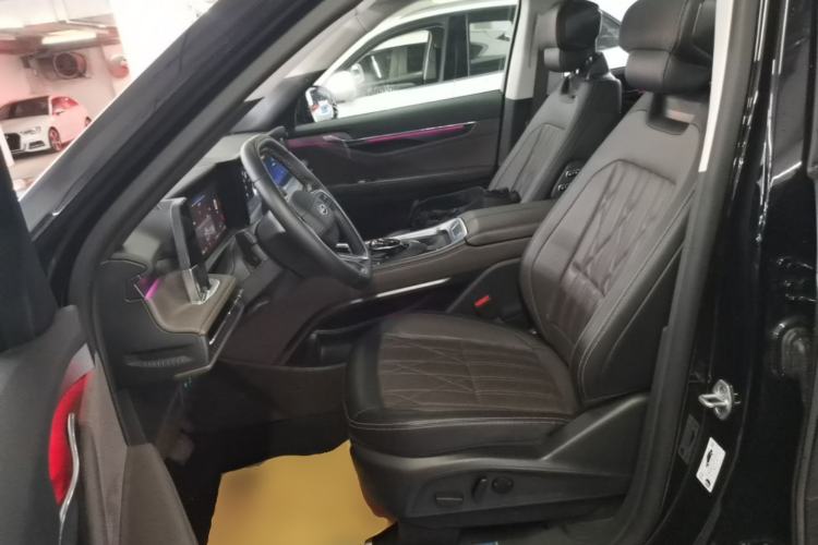 Used Ford Edge 2025 Ford Explorer L 2.0T EcoBoost E-Hybrid Four-Wheel-Drive 7-Seater Supreme Model Left Front Seat