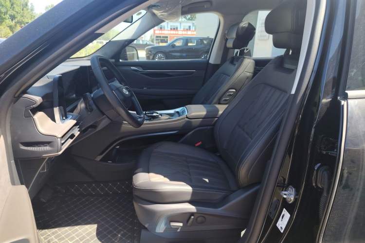 Used Ford Edge 2025 Ford Explorer L 2.0T EcoBoost E-Hybrid Four-Wheel-Drive 7-Seater Supreme Model Left Front Seat