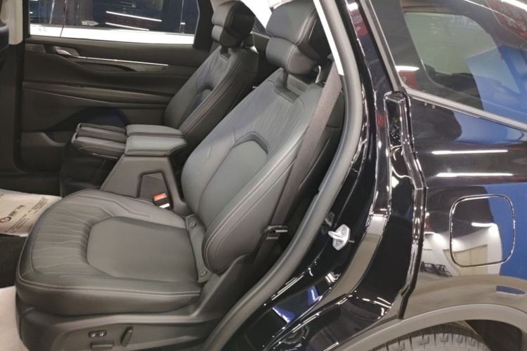 Used Ford Edge 2025 Escape L 2.0T EcoBoost Two-Wheel Drive 7-Seater Luxury Model Left Rear Seat